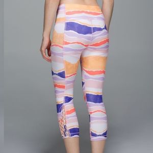 Lululemon Athletica True Self Crop Legging Bleacher Stripe White Iris Flower 6